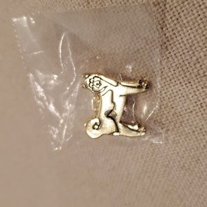 Burberry Pin